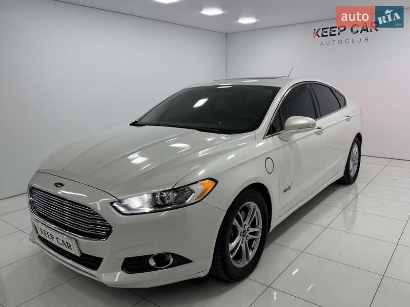 Седан Ford Fusion 2015 в Одесі