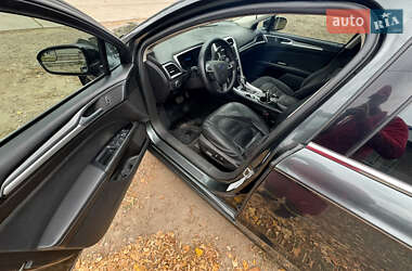 Седан Ford Fusion 2015 в 