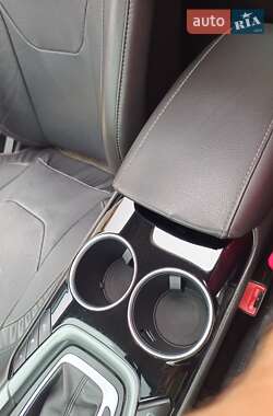 Седан Ford Fusion 2013 в 