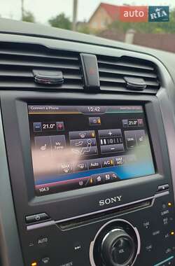 Седан Ford Fusion 2013 в 