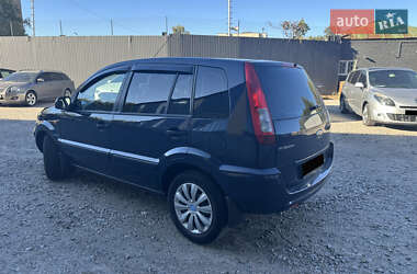 Хетчбек Ford Fusion 2011 в 