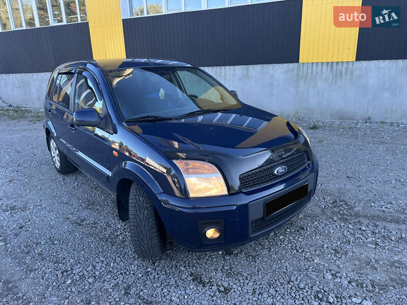 Хэтчбек Ford Fusion 2011 в Нежине