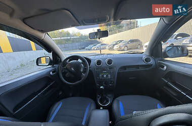 Хетчбек Ford Fusion 2011 в 