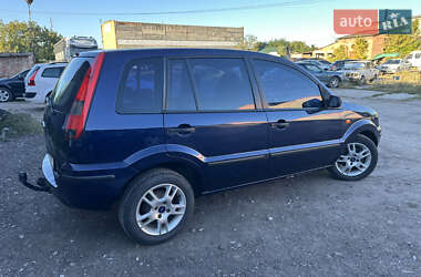 Хетчбек Ford Fusion 2003 в 
