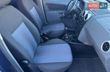 Хетчбек Ford Fusion 2003 в 