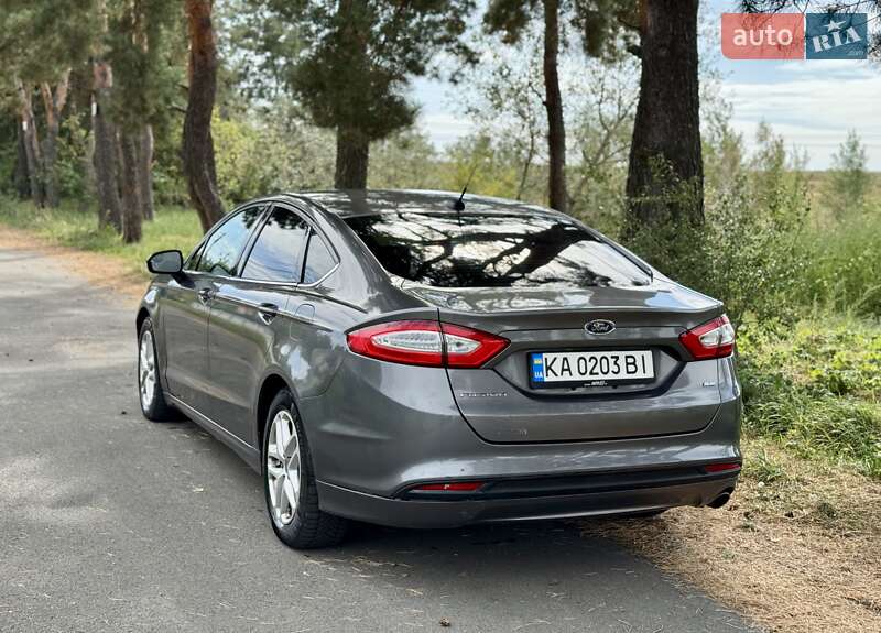 Седан Ford Fusion 2013 в Киеве
