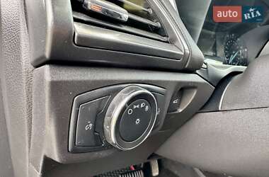 Седан Ford Fusion 2013 в 