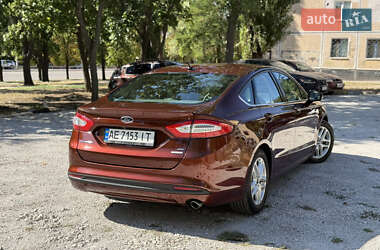 Седан Ford Fusion 2016 в 
