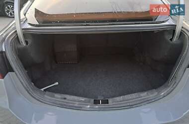 Седан Ford Fusion 2013 в 