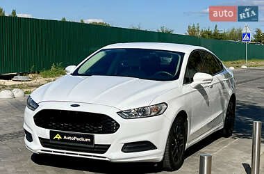 Седан Ford Fusion 2015 в Киеве
