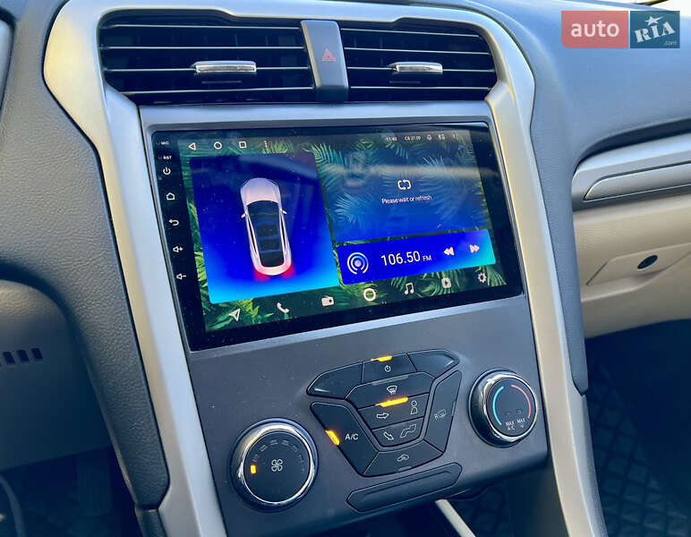 Седан Ford Fusion 2015 в Києві