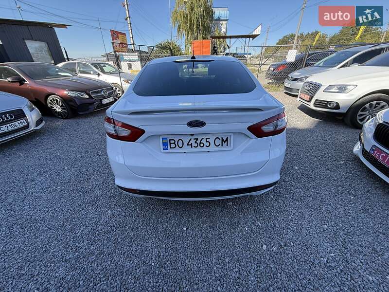 Седан Ford Fusion 2016 в Тернополе