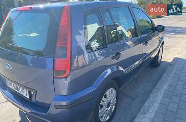 Хэтчбек Ford Fusion 2005 в 