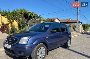 Хэтчбек Ford Fusion 2005 в 