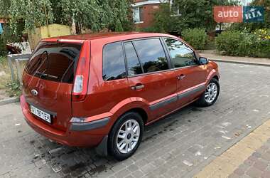 Хэтчбек Ford Fusion 2008 в 