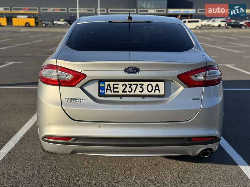 Седан Ford Fusion 2013 в Днепре