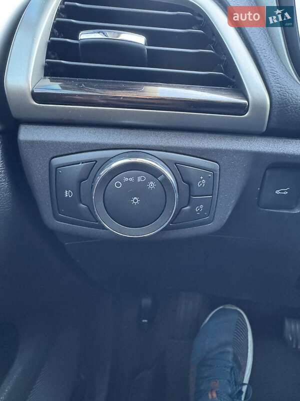 Седан Ford Fusion 2015 в Одессе