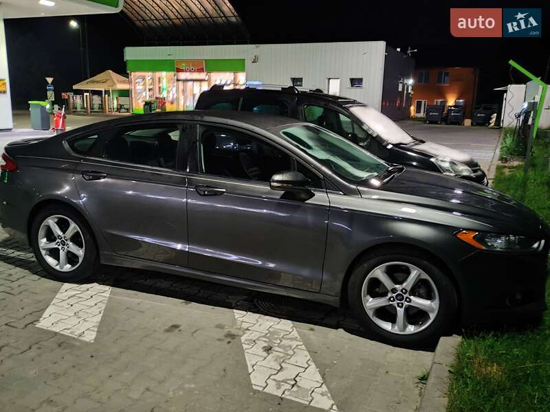 Ford Fusion 2015