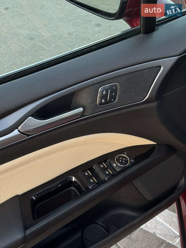 Седан Ford Fusion 2014 в Києві