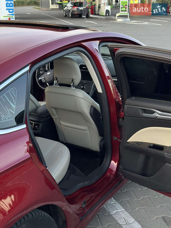 Седан Ford Fusion 2014 в Києві