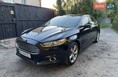 Седан Ford Fusion 2013 в 