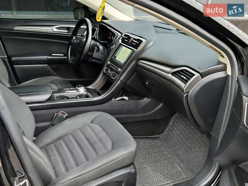 Седан Ford Fusion 2017 в Києві