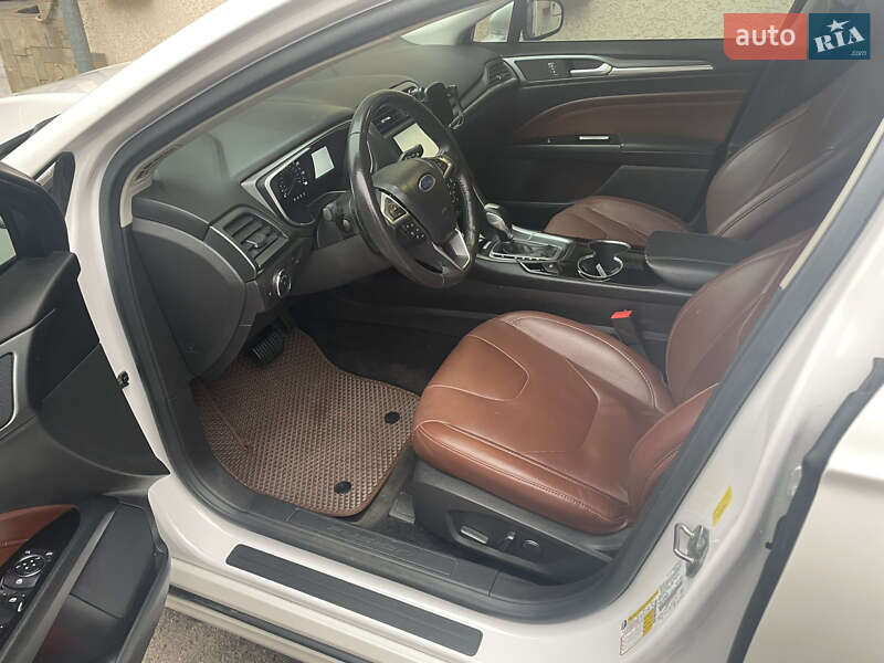 Ford Fusion 2015