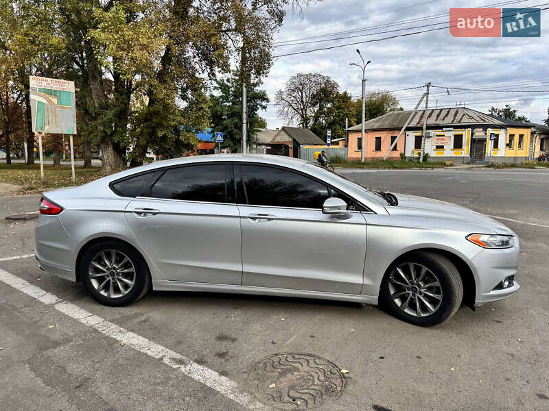 Седан Ford Fusion 2013 в Полтаві