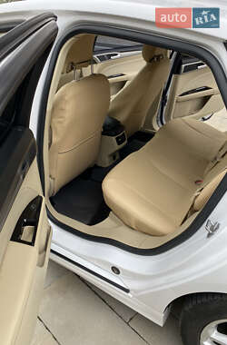 Седан Ford Fusion 2014 в 