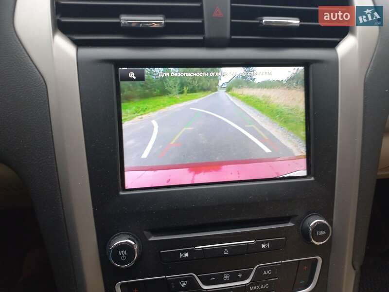 Седан Ford Fusion 2016 в Ровно
