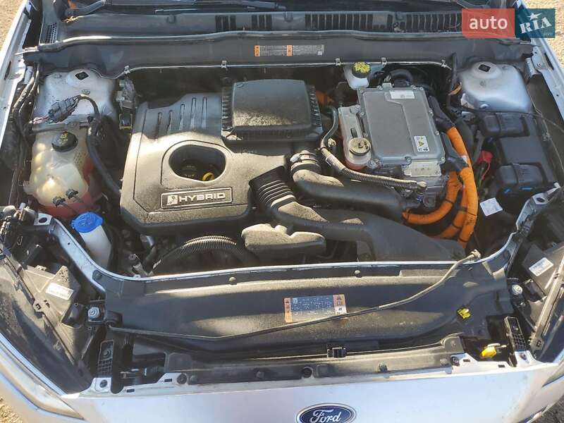Седан Ford Fusion 2019 в Львові