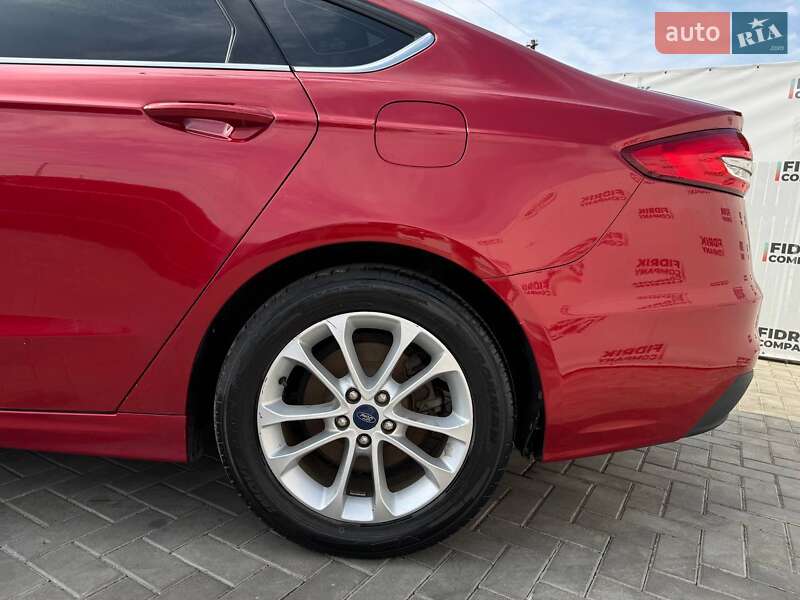 Седан Ford Fusion 2020 в Луцке