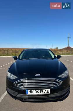Седан Ford Fusion 2017 в Рівному