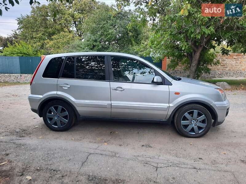 Хэтчбек Ford Fusion 2006 в Полтаве фото 25 Хэтчбек Ford Fusion 2006 в Полтаве