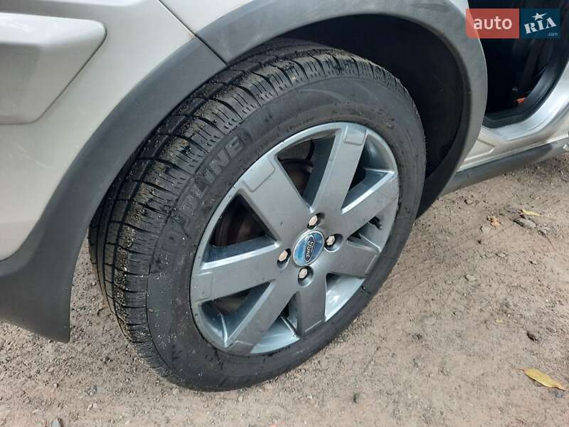 Хэтчбек Ford Fusion 2006 в Полтаве фото 81 Хэтчбек Ford Fusion 2006 в Полтаве