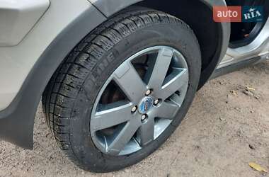 Хэтчбек Ford Fusion 2006 в 