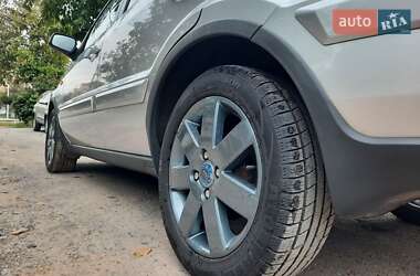 Хэтчбек Ford Fusion 2006 в 