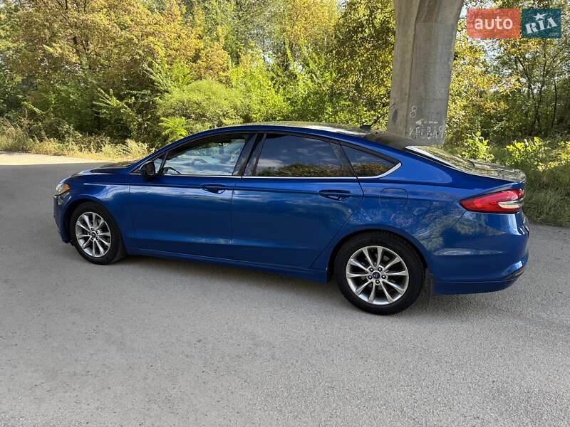 Седан Ford Fusion 2017 в Дніпрі