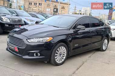Седан Ford Fusion 2013 в 