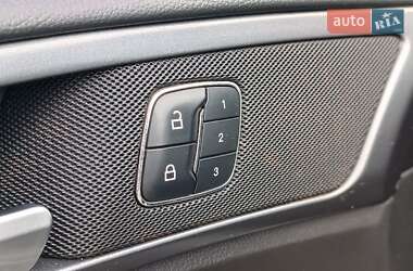Седан Ford Fusion 2013 в 