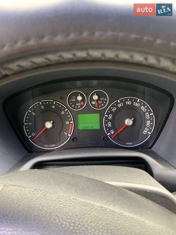 Хетчбек Ford Fusion 2008 в Запоріжжі