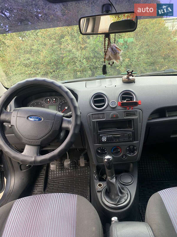 Хетчбек Ford Fusion 2008 в Запоріжжі