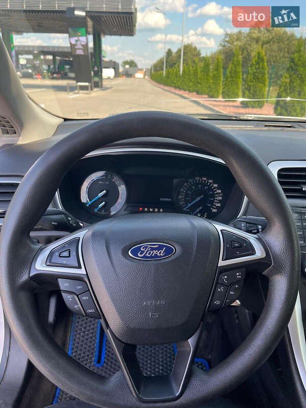 Седан Ford Fusion 2013 в Житомирі