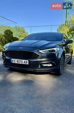 Седан Ford Fusion 2016 в 