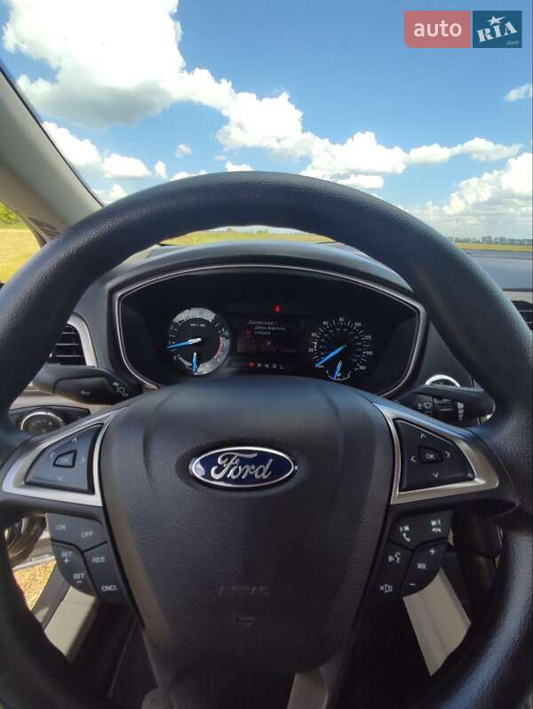 Седан Ford Fusion 2016 в Ивано-Франковске