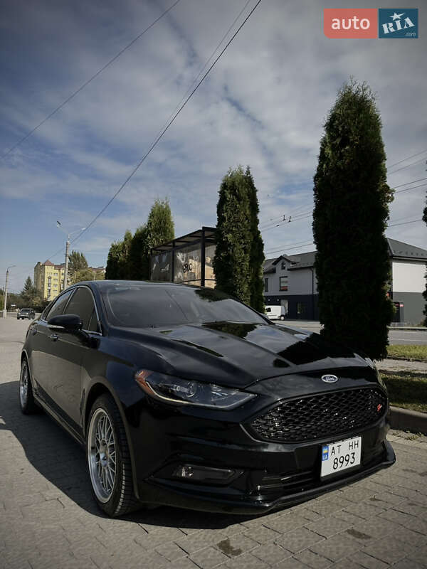 Седан Ford Fusion 2016 в Ивано-Франковске