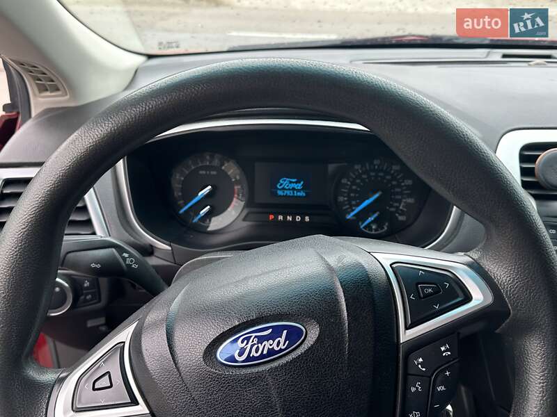 Седан Ford Fusion 2015 в Киеве