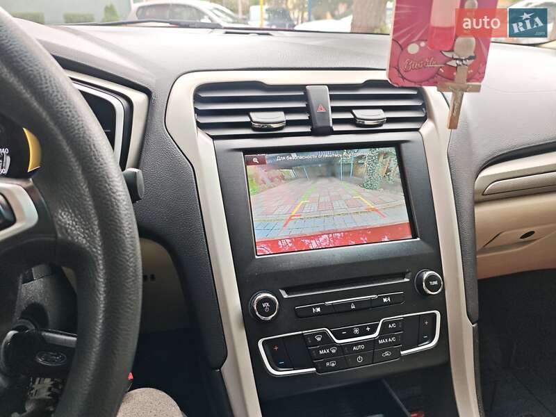 Седан Ford Fusion 2015 в Києві