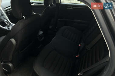 Седан Ford Fusion 2014 в 