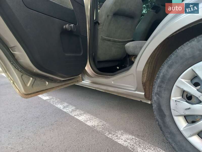 Хетчбек Ford Fusion 2003 в Харкові